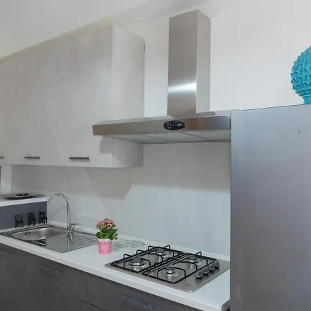 Eleutheria Apartamento