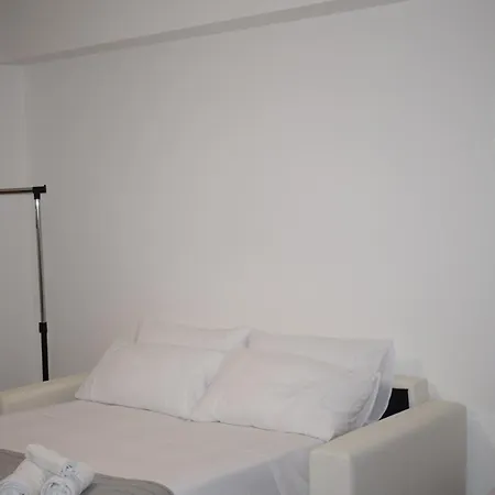 Eleutheria Apartamento